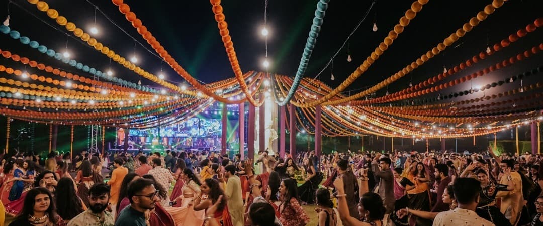 Aekal Raatri decor