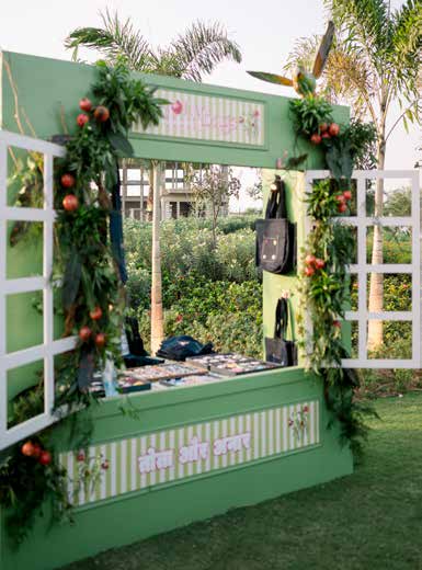 Mithu Aur Anar Ki Shaam décor