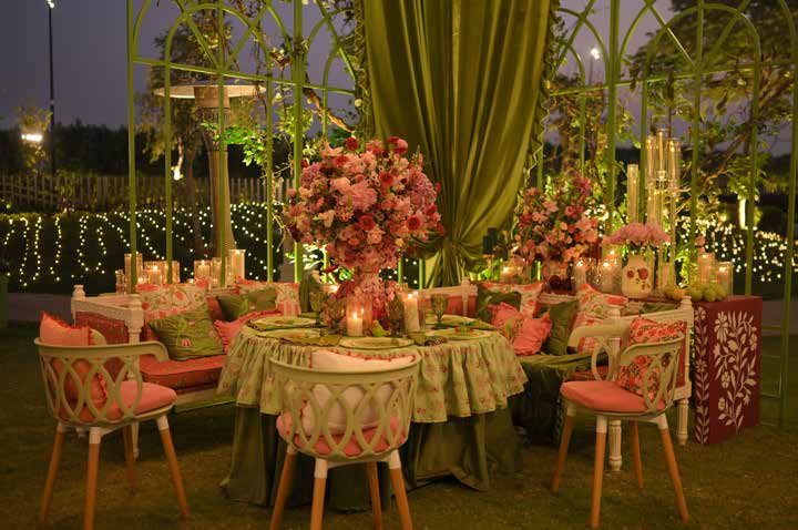 Mithu Aur Anar Ki Shaam décor