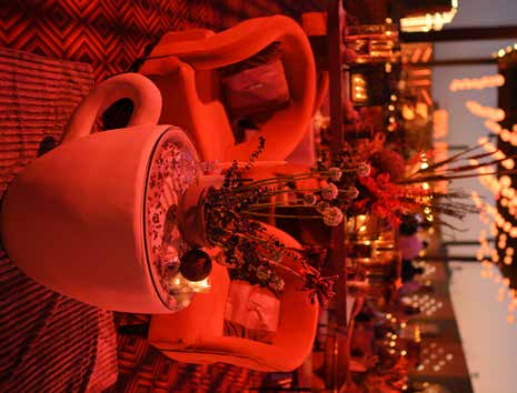 Coffee & Rave décor